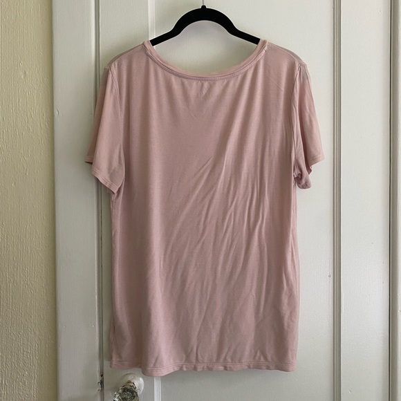 5/$25 American Eagle Dusty Pink Soft and Sexy tee - Picture 2 of 3